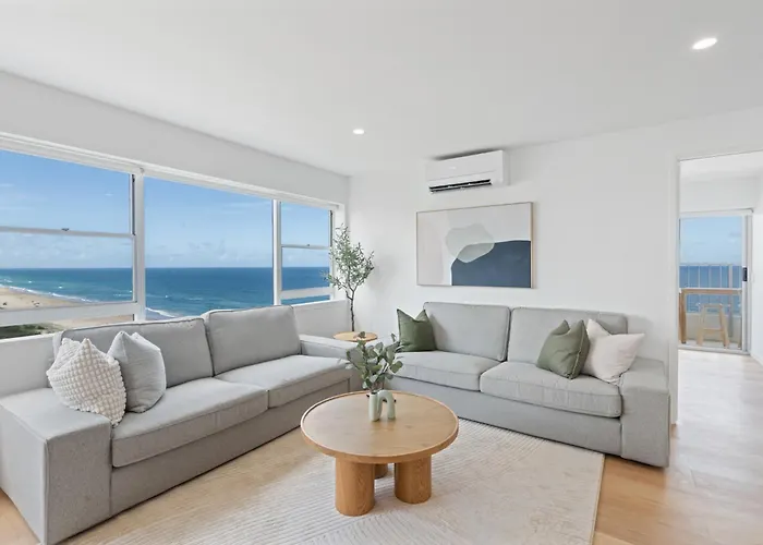 The Coastal - Fully Renovated Beach Front 3Br