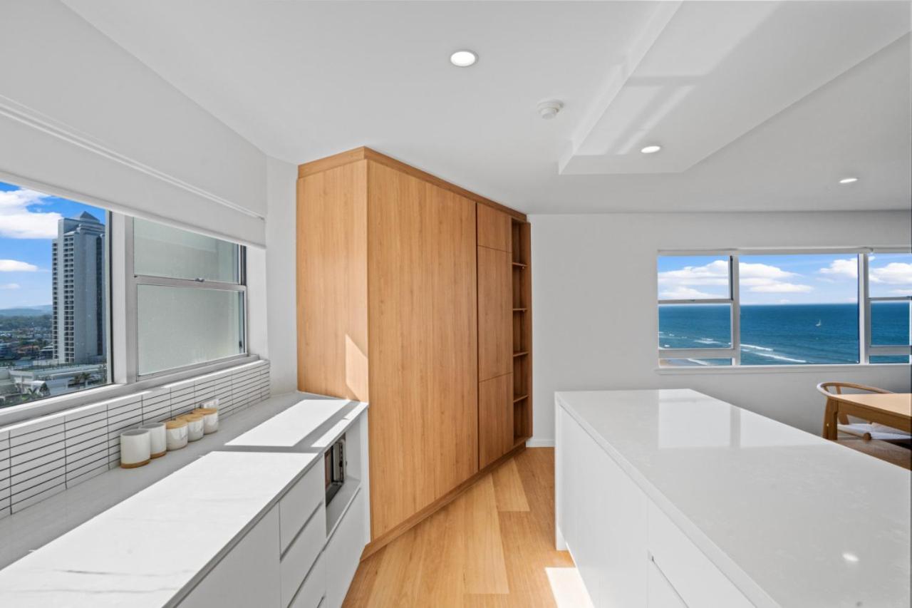 Apartment The Coastal - Fully Renovated Front 3br Gold Coast